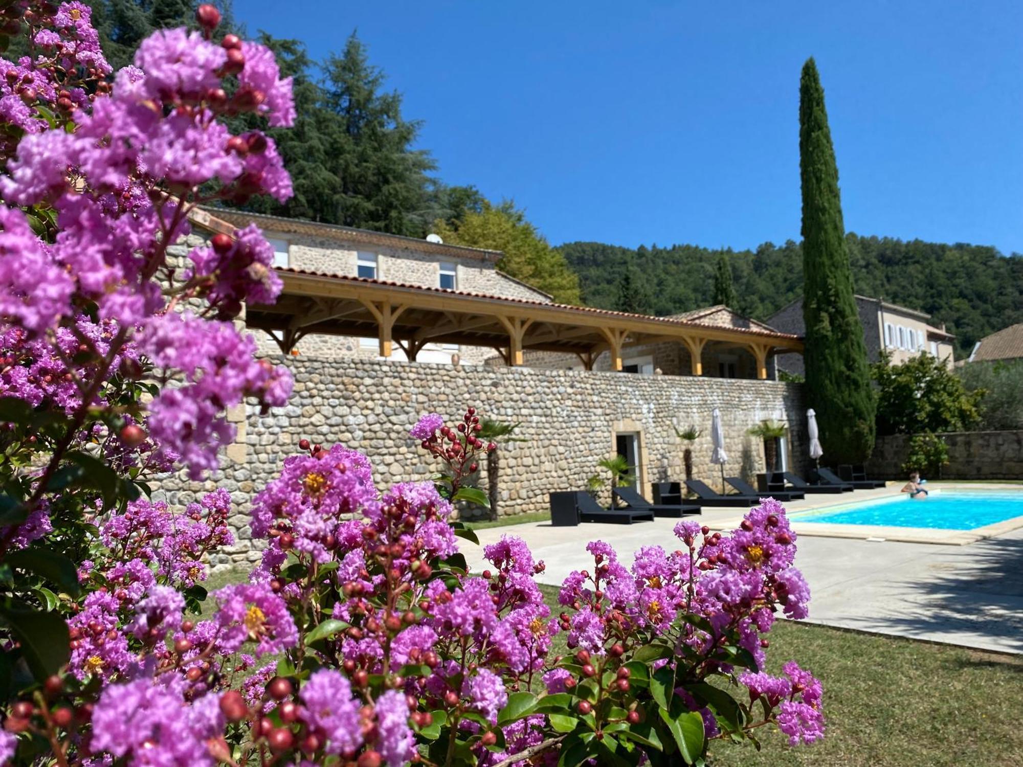 Bed and Breakfast Domaine Les Buis à Saint-Fortunat-sur-Eyrieux Extérieur photo